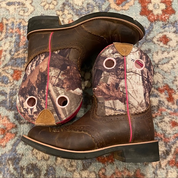 Ariat Shoes - Ariat Fatbaby Cowgirl Western Boots